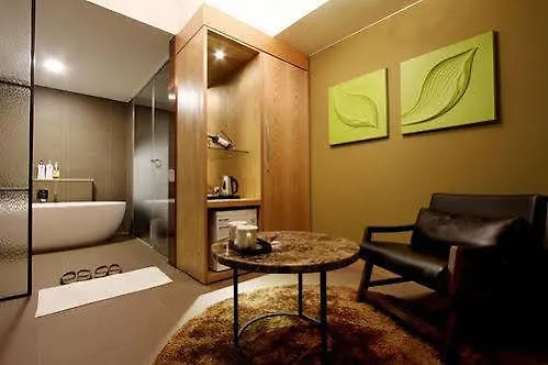 Donggyeong Hotel Сеул 2*,  Южная Корея