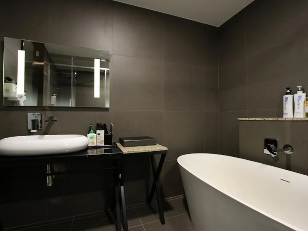 Donggyeong Hotel Seoul
