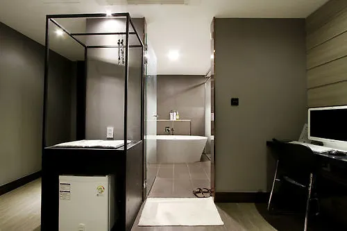 **  Donggyeong Hotel Seoul South Korea